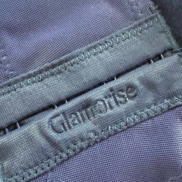 Glamorise Bundle of Two MagicLift Full Figure Support Bras Navy White size 42DD - Picture 6 of 14